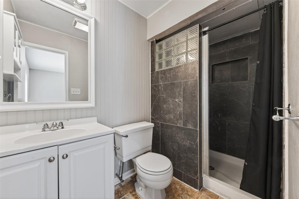 2308 Foxglen Court - Photo 19