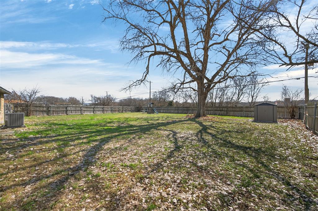 2308 Foxglen Court - Photo 20