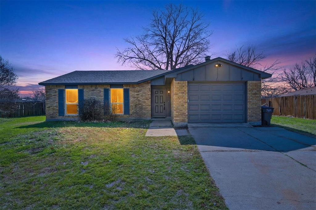 2308 Foxglen Court - Photo 24