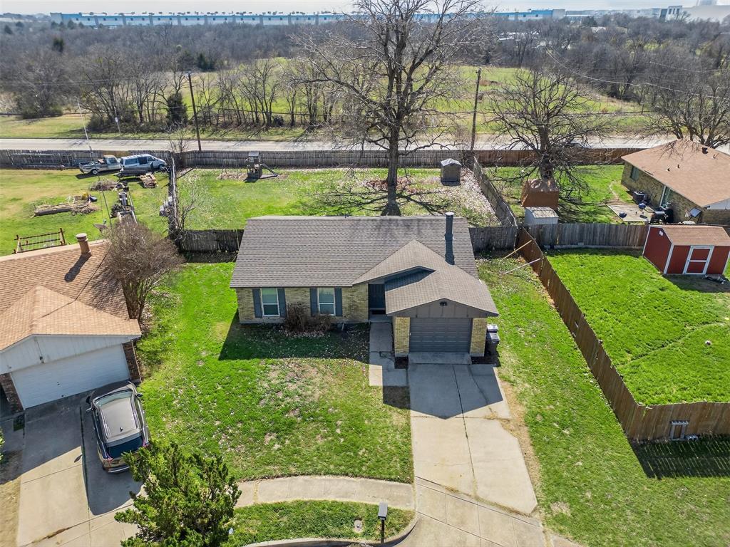 2308 Foxglen Court - Photo 4