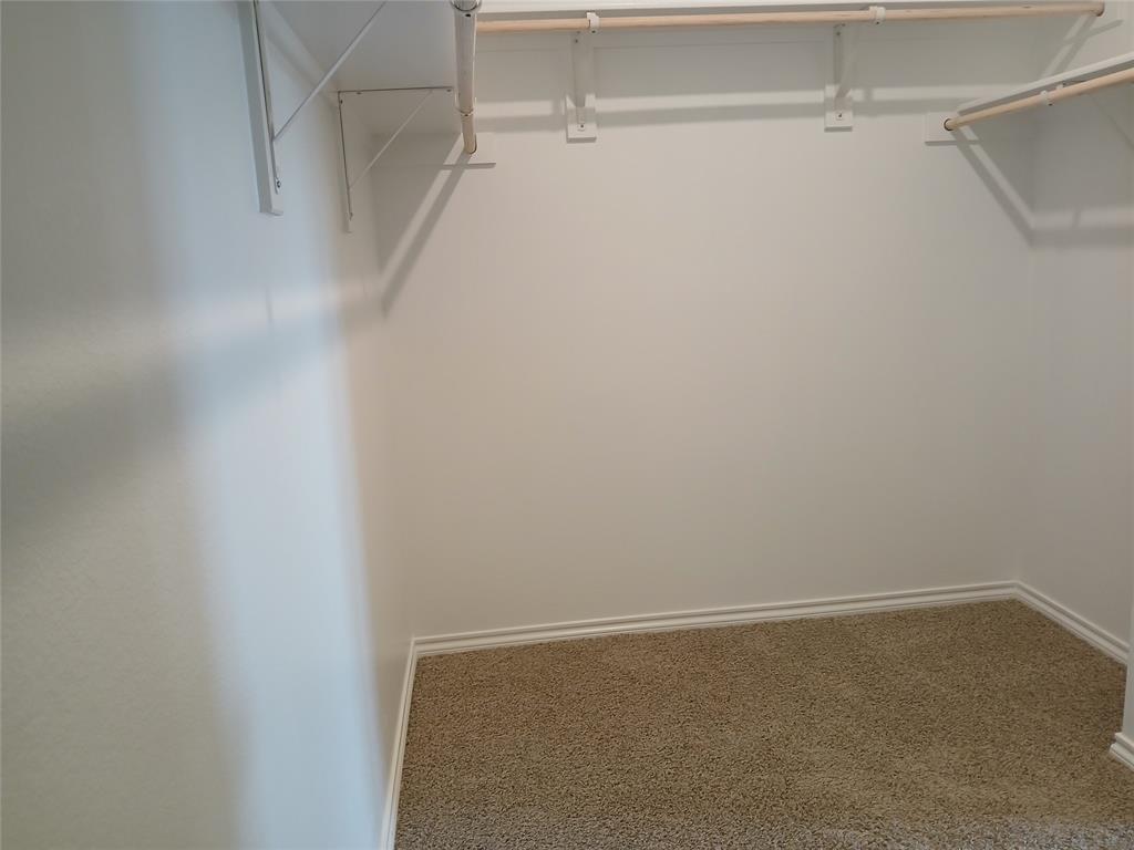 323 Whispering Pine Drive - Photo 11