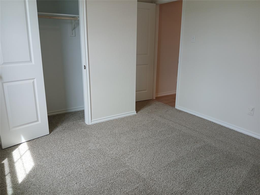 323 Whispering Pine Drive - Photo 6