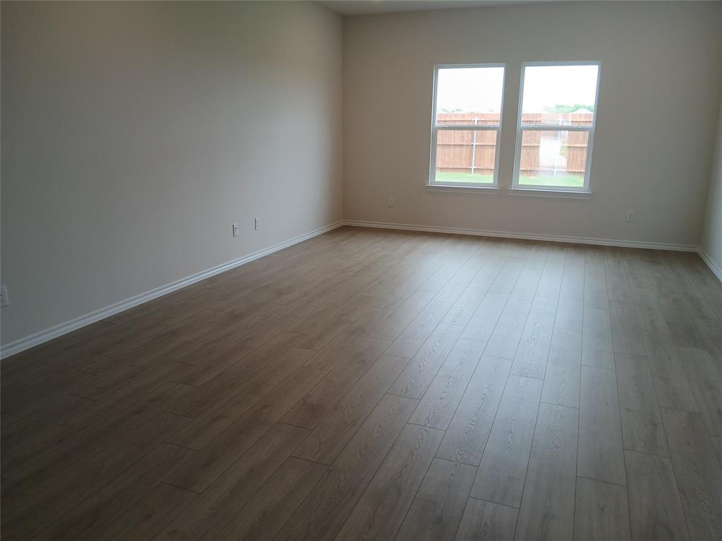 323 Whispering Pine Drive - Photo 7