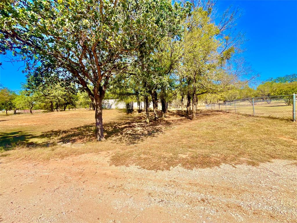 1340 N US Hwy 281 - Photo 3