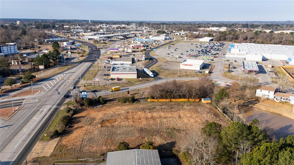 1411 US 259 - Photo 3