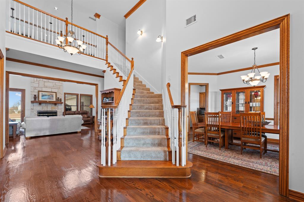 4520 S Nolan River Road - Photo 9
