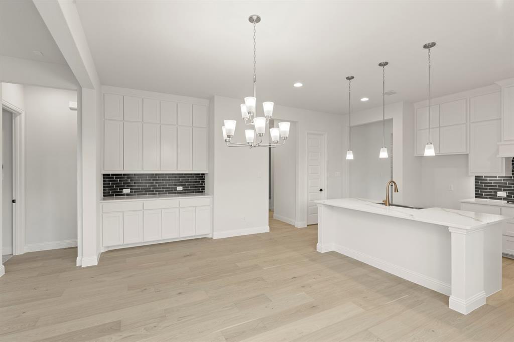 8505 Watersway Drive - Photo 10