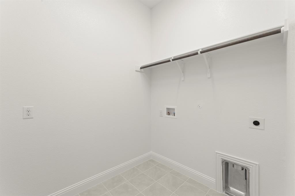 8505 Watersway Drive - Photo 24