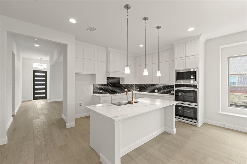 8505 Watersway Drive - Photo 3
