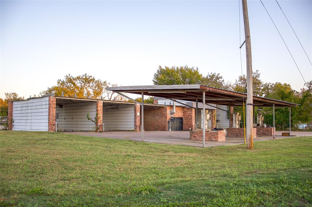 1300 Stonewall Street - Photo 4
