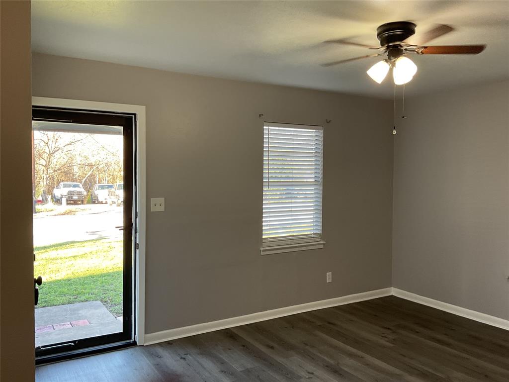 1405 W Ball Street - Photo 7