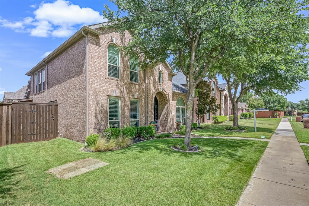 11261 Tenison Lane - Photo 2