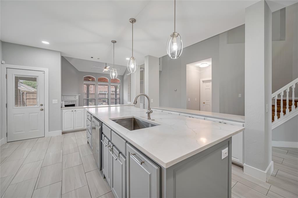 11261 Tenison Lane - Photo 6