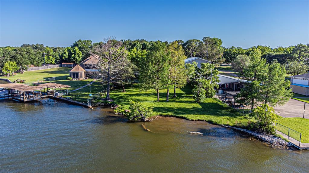 1712 Island Village Court - Photo 1