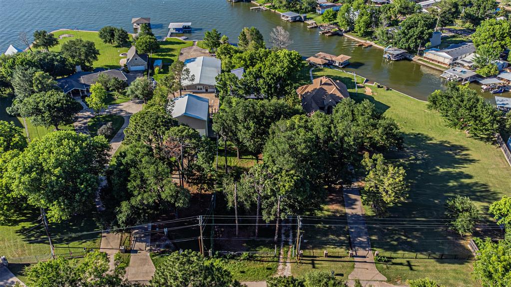 1712 Island Village Court - Photo 8