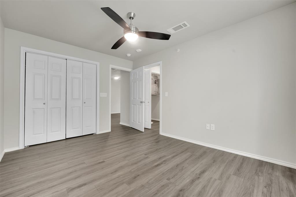 6108 Abrams Road - Photo 9