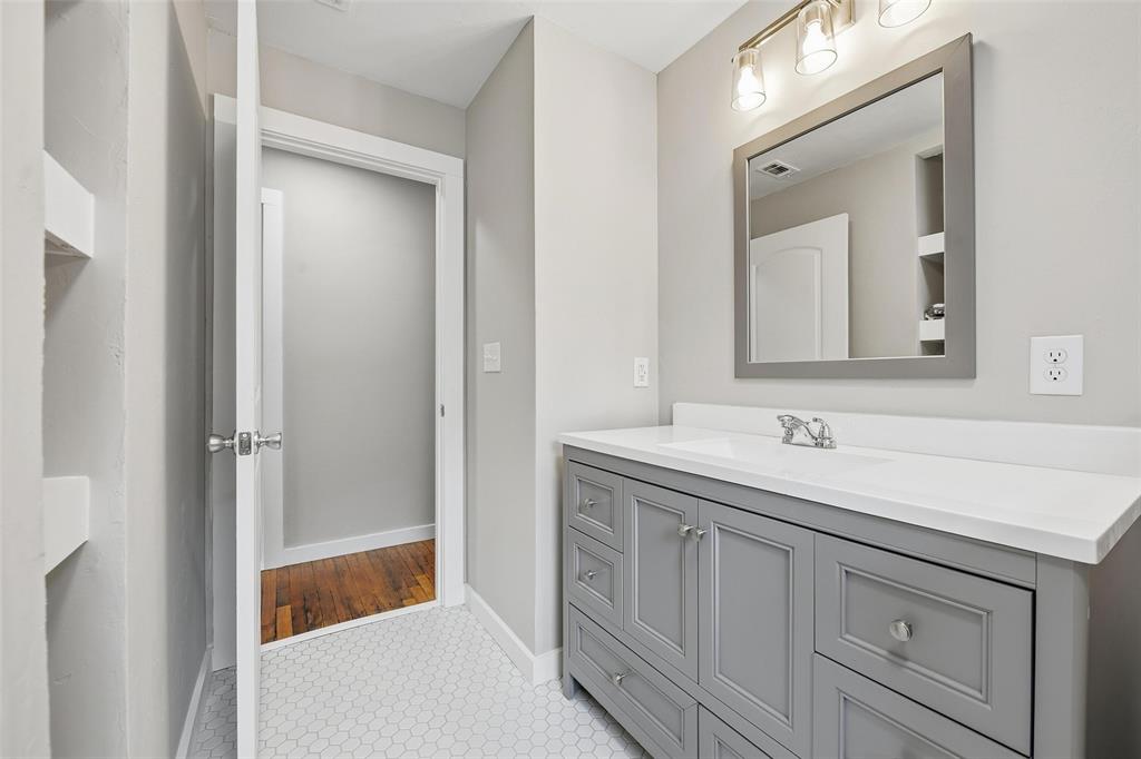 702 N Church Street - Photo 20