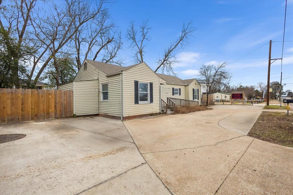 304 N Main Highway - Photo 3