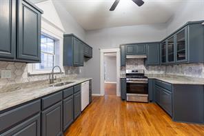 324 E Pace Street - Photo 12