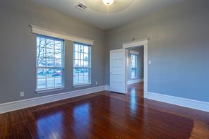 324 E Pace Street - Photo 27