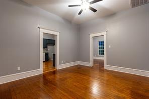 324 E Pace Street - Photo 8