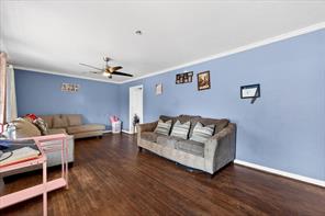 1115 Fisher Street - Photo 3
