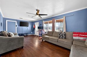 1115 Fisher Street - Photo 4