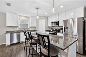 105 Brooks Street - Photo 9
