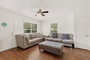 1586 Fm 2324 - Photo 25