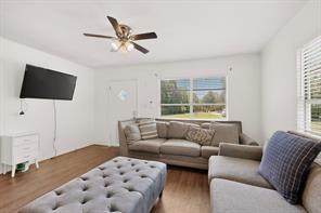 1586 Fm 2324 - Photo 30