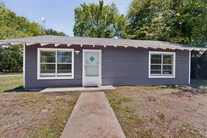 1586 Fm 2324 - Photo 4