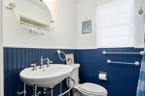 114 Harbor Drive - Photo 18