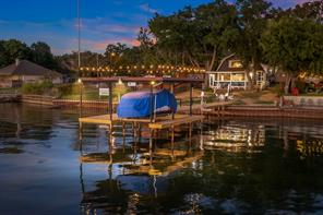 114 Harbor Drive - Photo 2