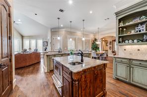 141 W Waters Edge Way - Photo 12