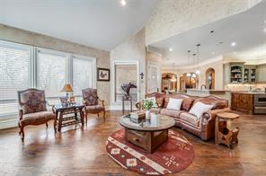 141 W Waters Edge Way - Photo 9