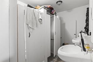 236 CR 2391 - Photo 25
