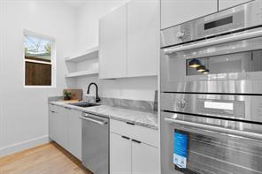9428 Hobart Street - Photo 11