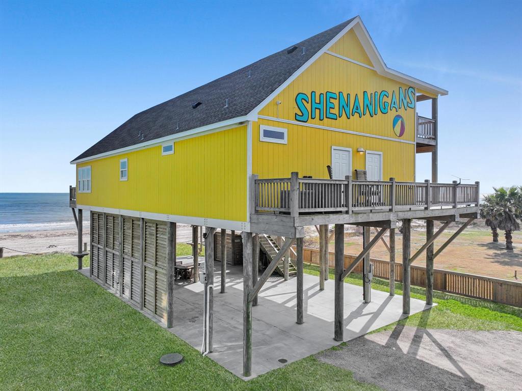 1120 Alex Drive - Photo 1