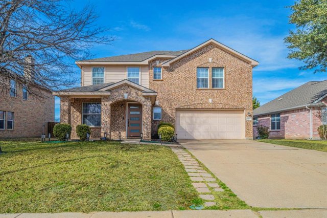 2216 La Salle Trail