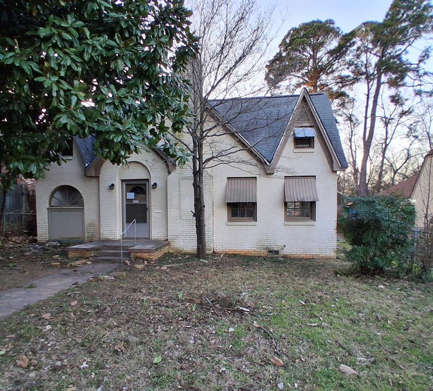 805 S Glenwood Boulevard - Photo 1
