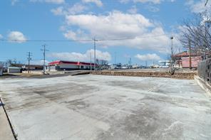 305 W Dallas Street - Photo 24