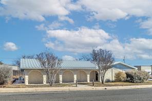 305 W Dallas Street - Photo 25