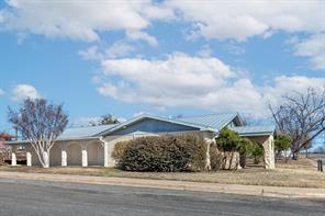 305 W Dallas Street - Photo 27