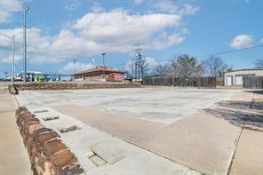 305 W Dallas Street - Photo 31