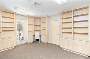 305 W Dallas Street - Photo 7