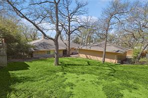1005 Hopkins Drive - Photo 32