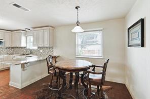 1005 Hopkins Drive - Photo 8