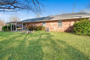 410 S Bois Darc Street - Photo 18