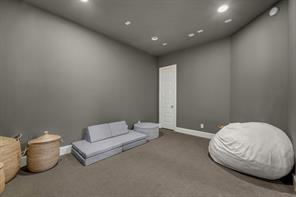 1107 S Sarah Street - Photo 11