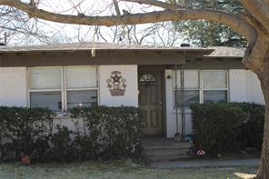 1620 Hillcrest Street - Photo 2